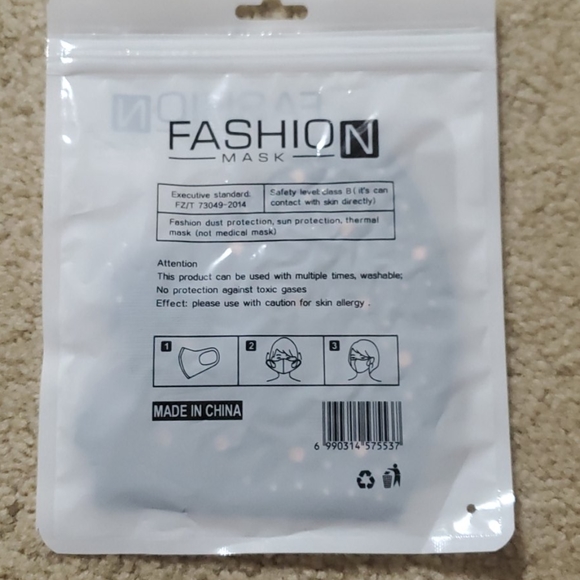 Bling face mask - Picture 2 of 4